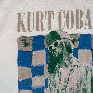 Kurt Cobain Graphic T-Shirt – White – Men’s XL – 100% Cotton – 90s Grunge Style
